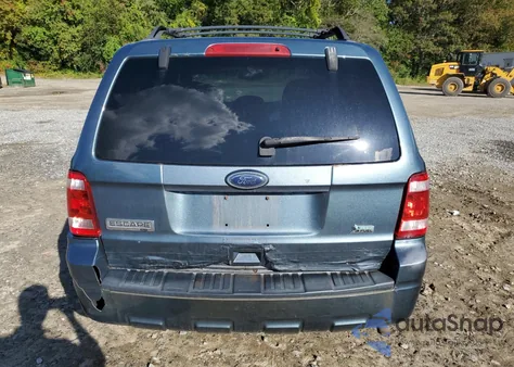 2011 Ford Escape Xlt z USA, uszkodzony, nr VIN 1FMCU9DG9BKA46958